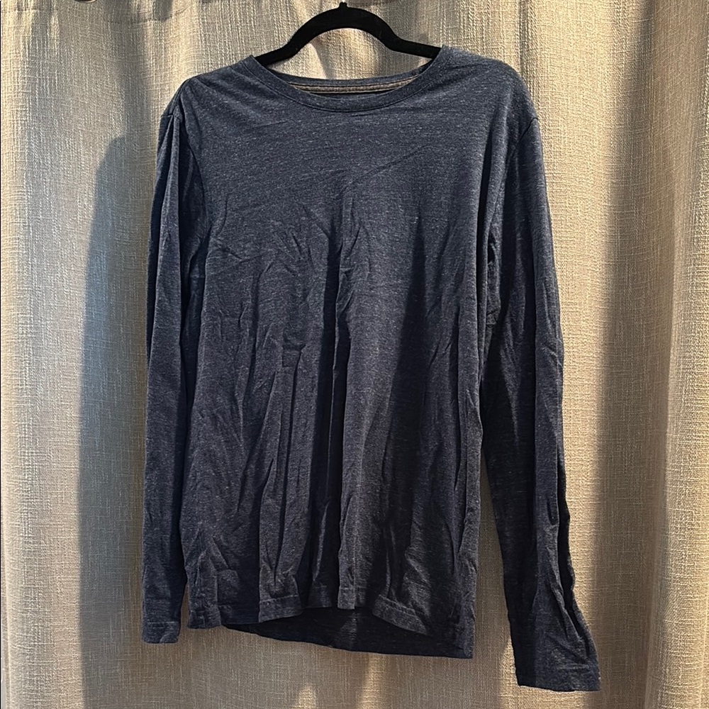 Banana Republic Soft Wash Blue-Gray Long Sleeve Crew Neck Tee Size M 100% Cotton